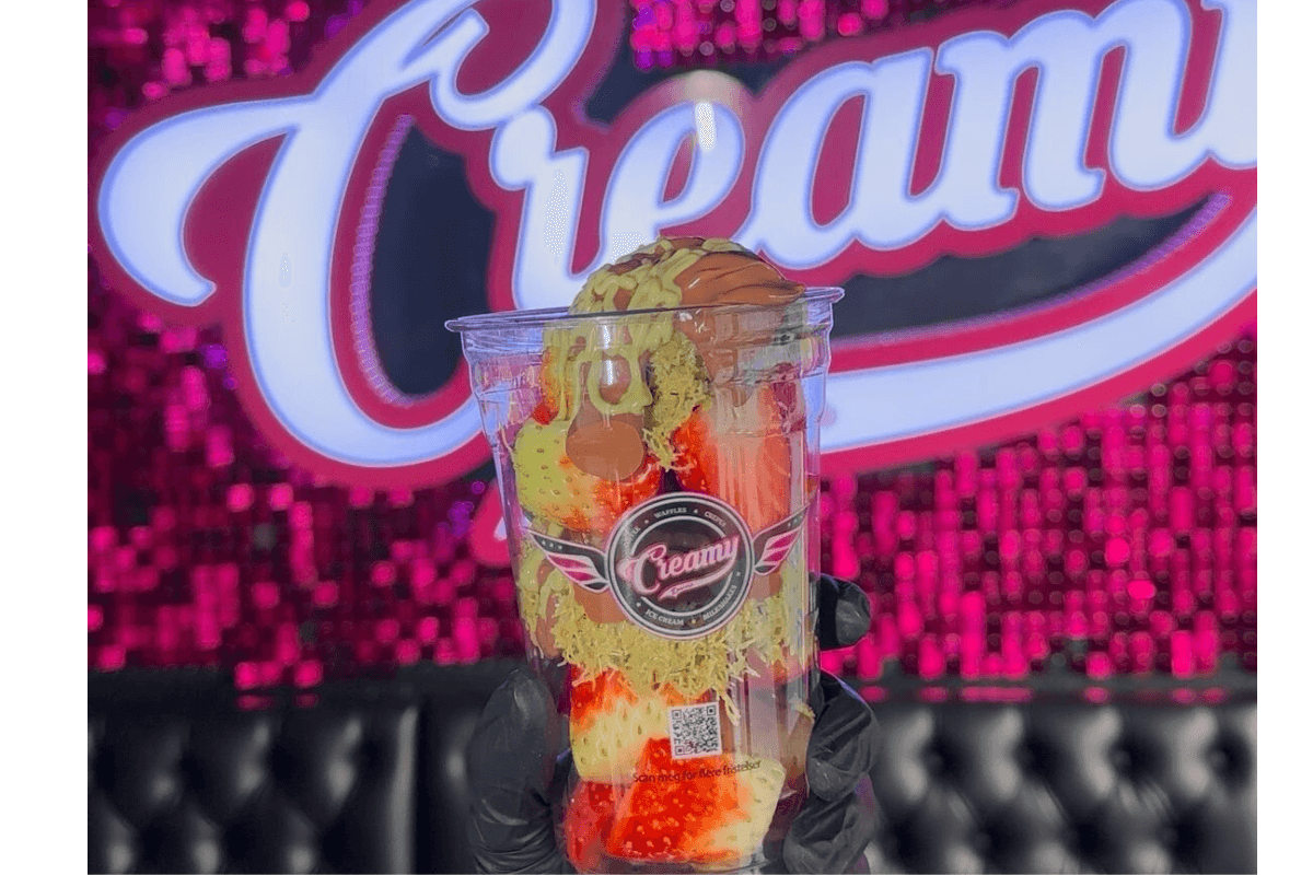 product-image-Dubai Chocolate Strawberry cup