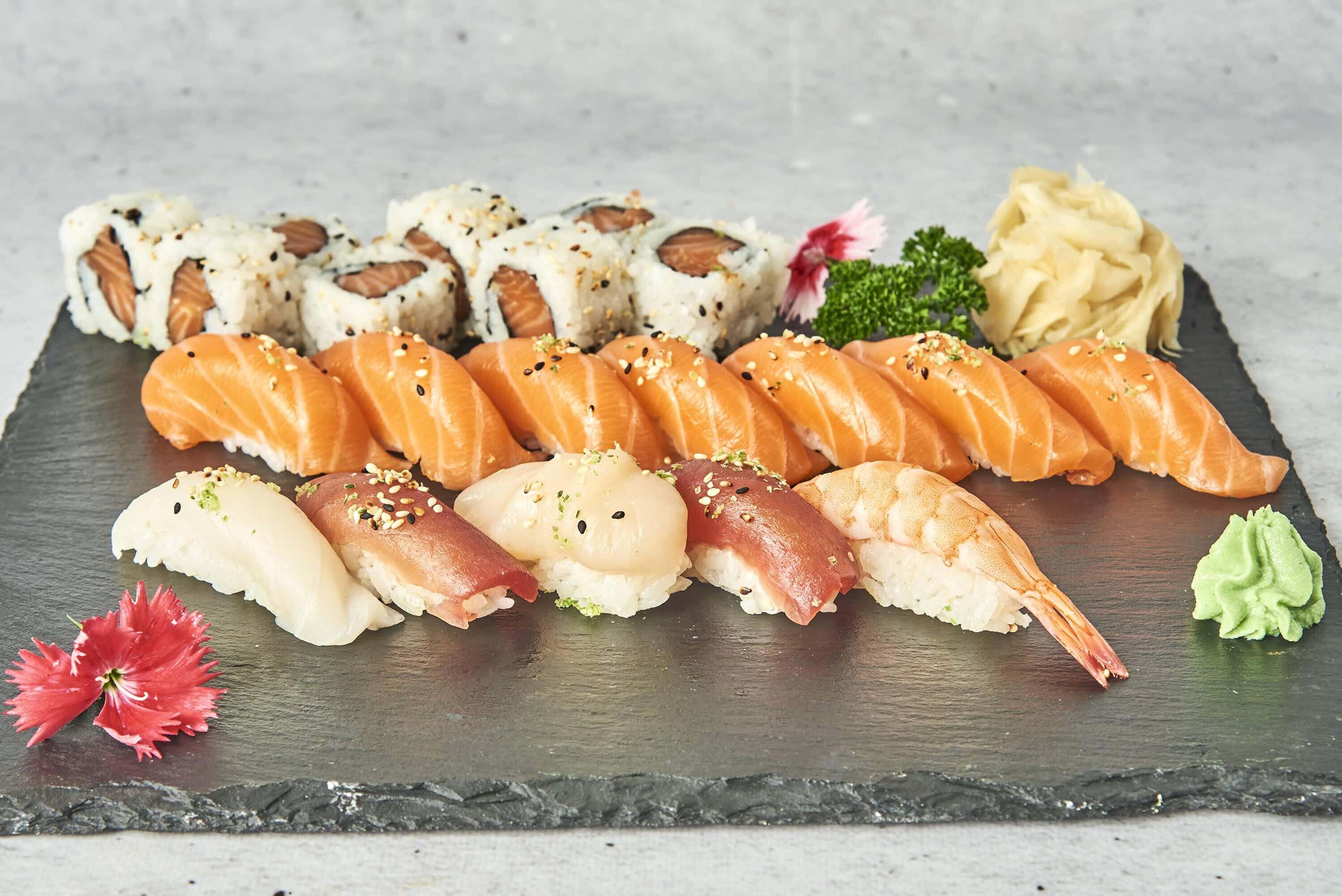 product-image-4. Middag med laks (20 biter)