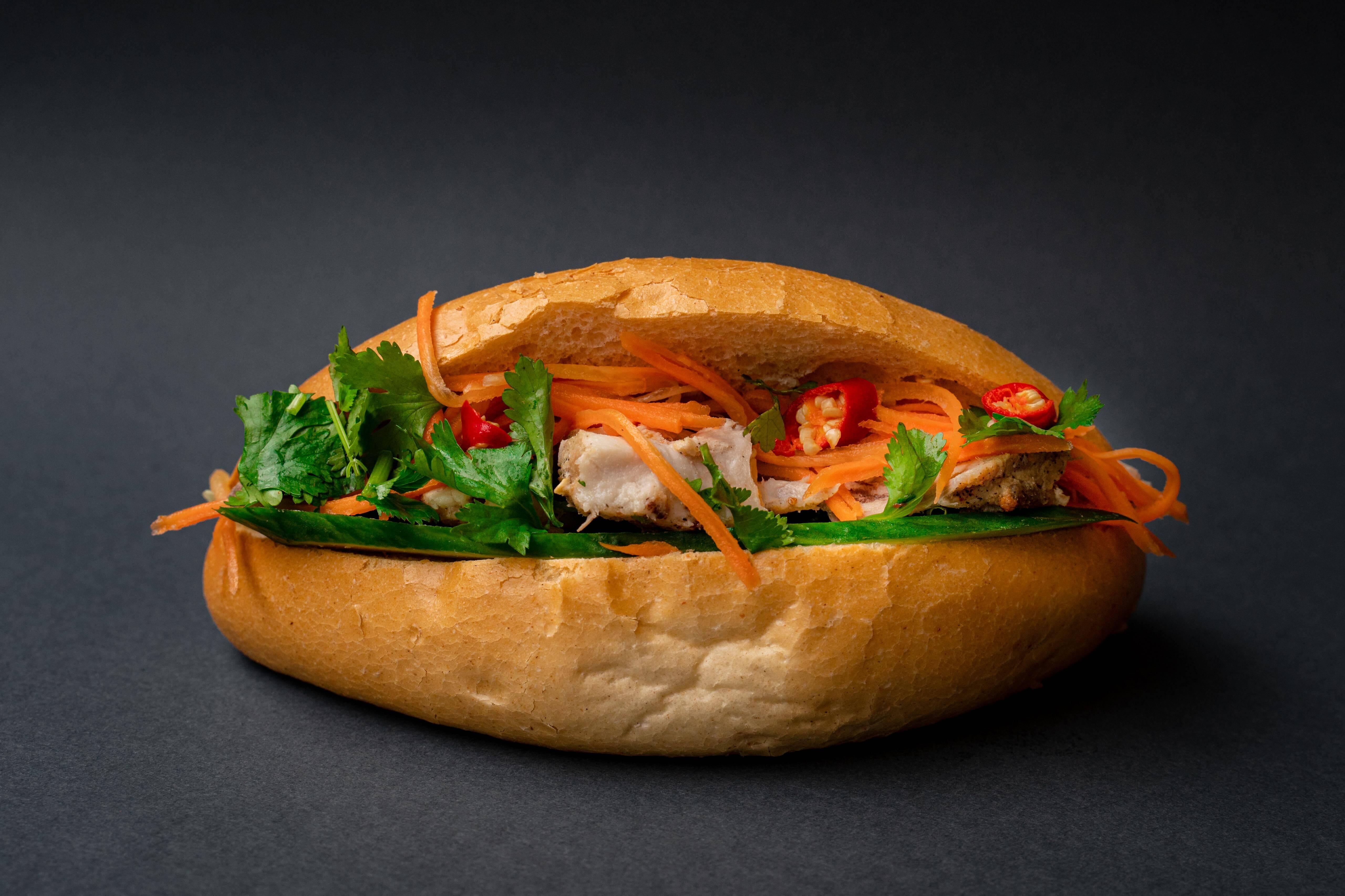 product-image-08. Bánh Mì Pulled Pork