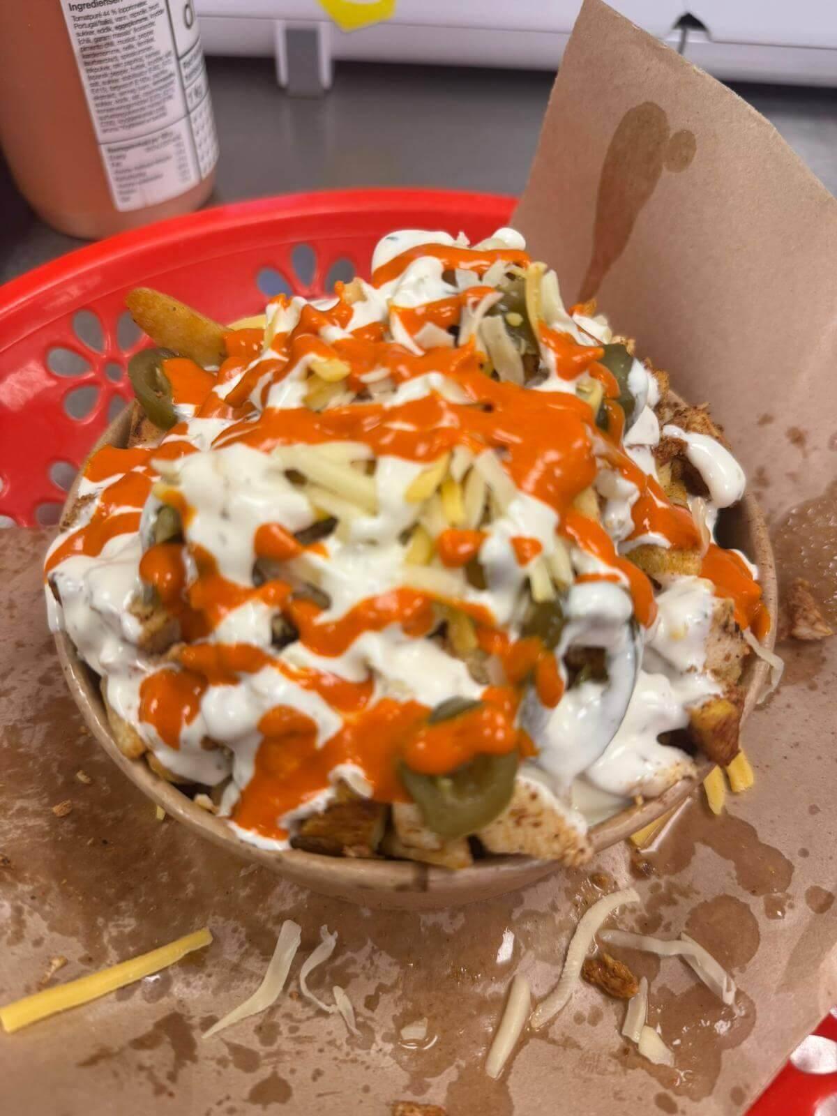 product-image-Loaded Fries med Kylling/Kjøtt