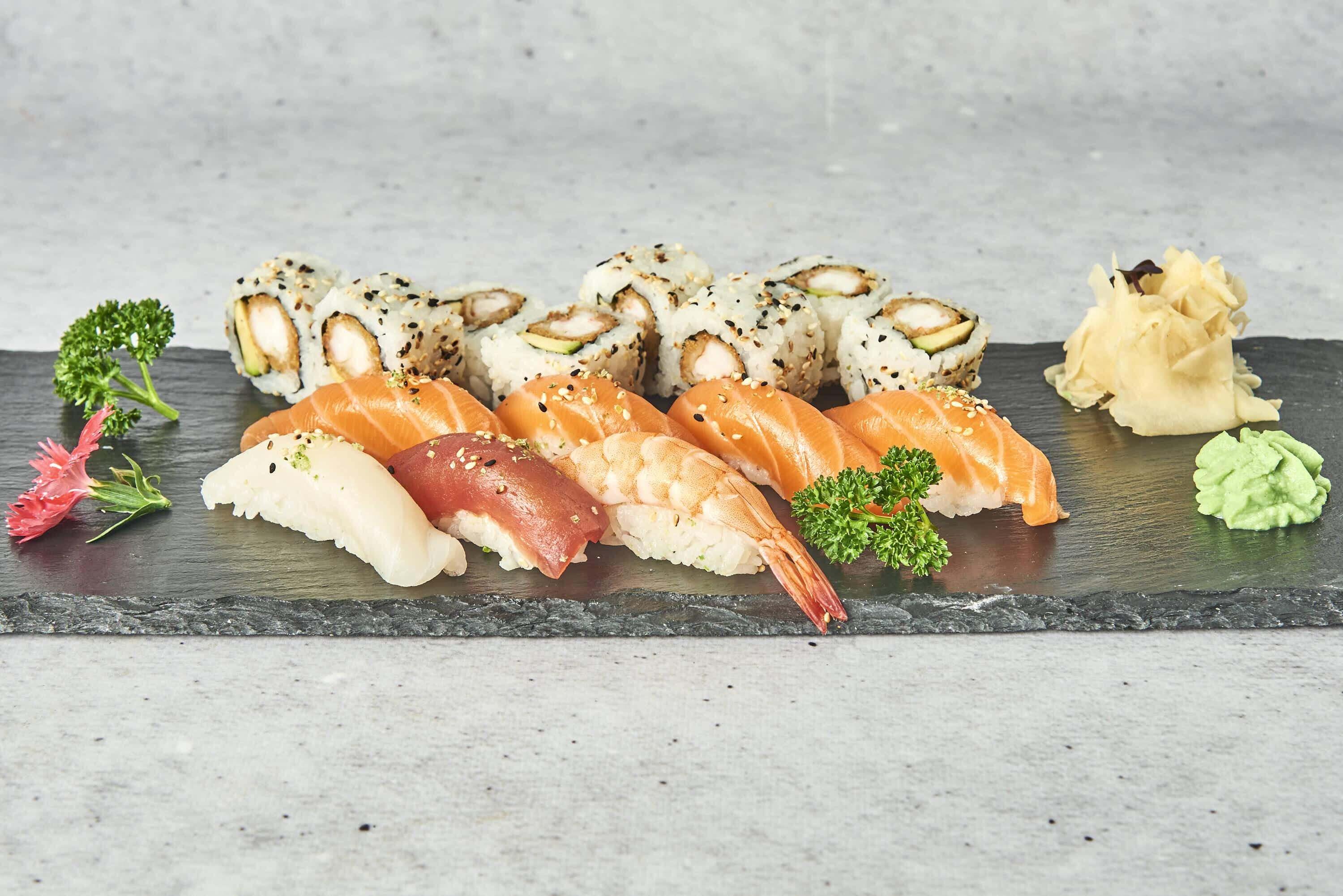 product-image-3A. Stor med tempura ( 15 biter)