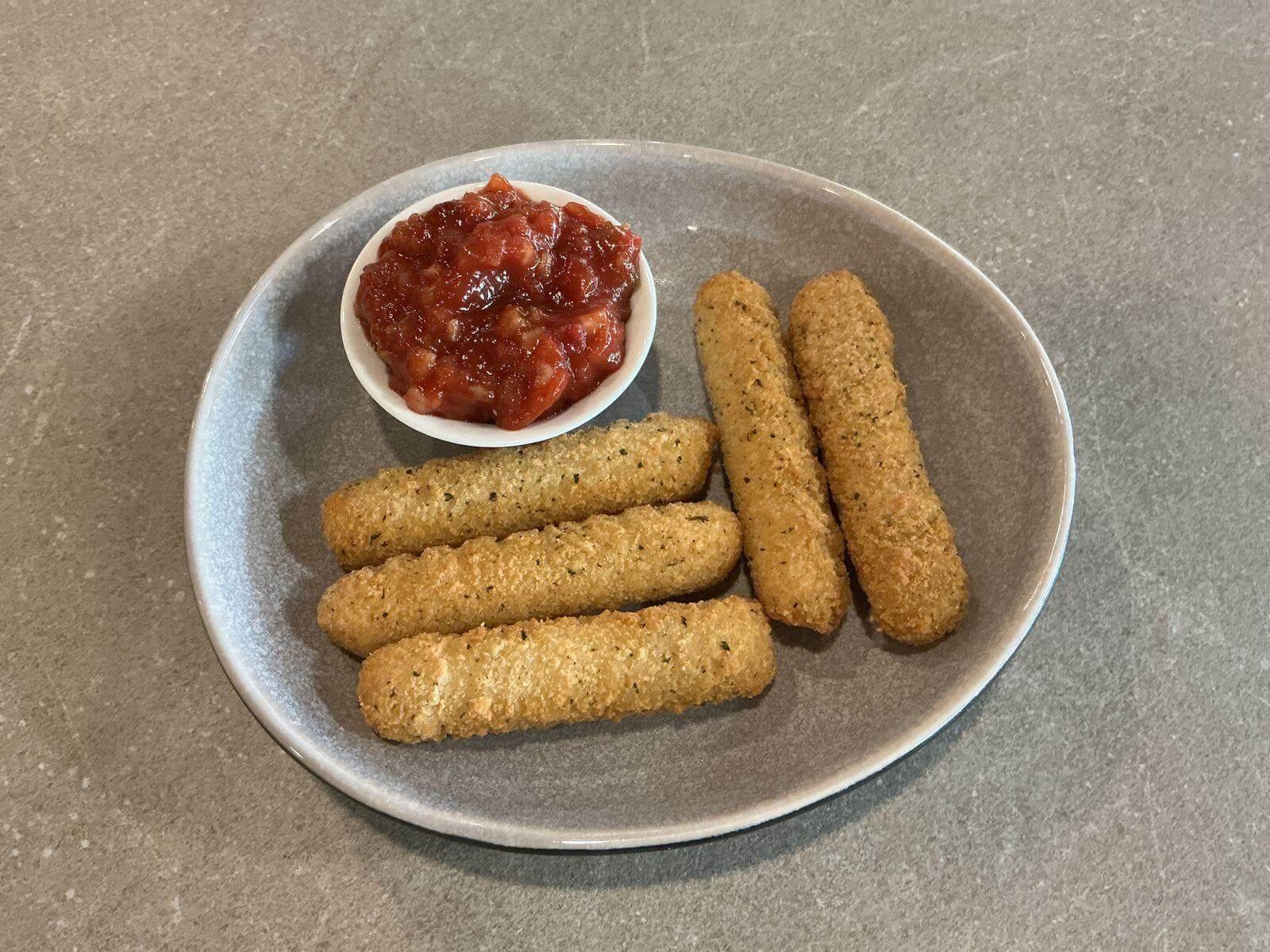 product-image-Mozzarella sticks 5stk med dipp