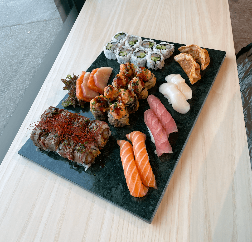 product-image-Høstmeny - 34 biter + 2 gyoza (2 personer)