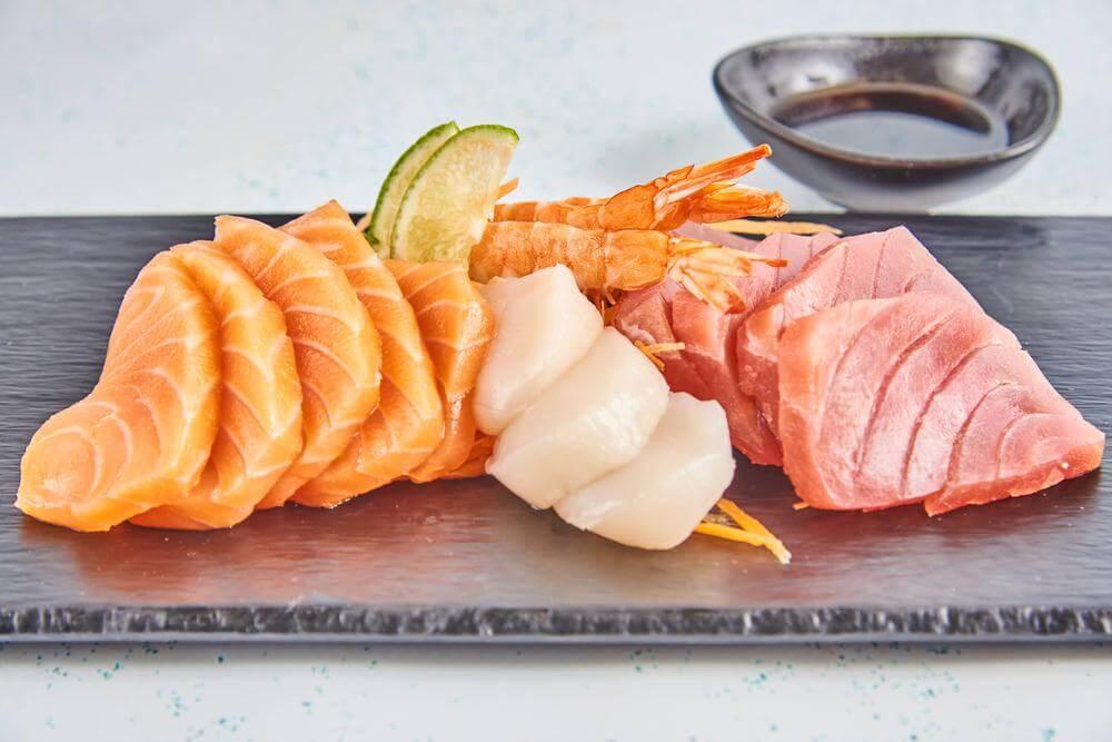 product-image-106: SASHIMI MIX. (15 biter)