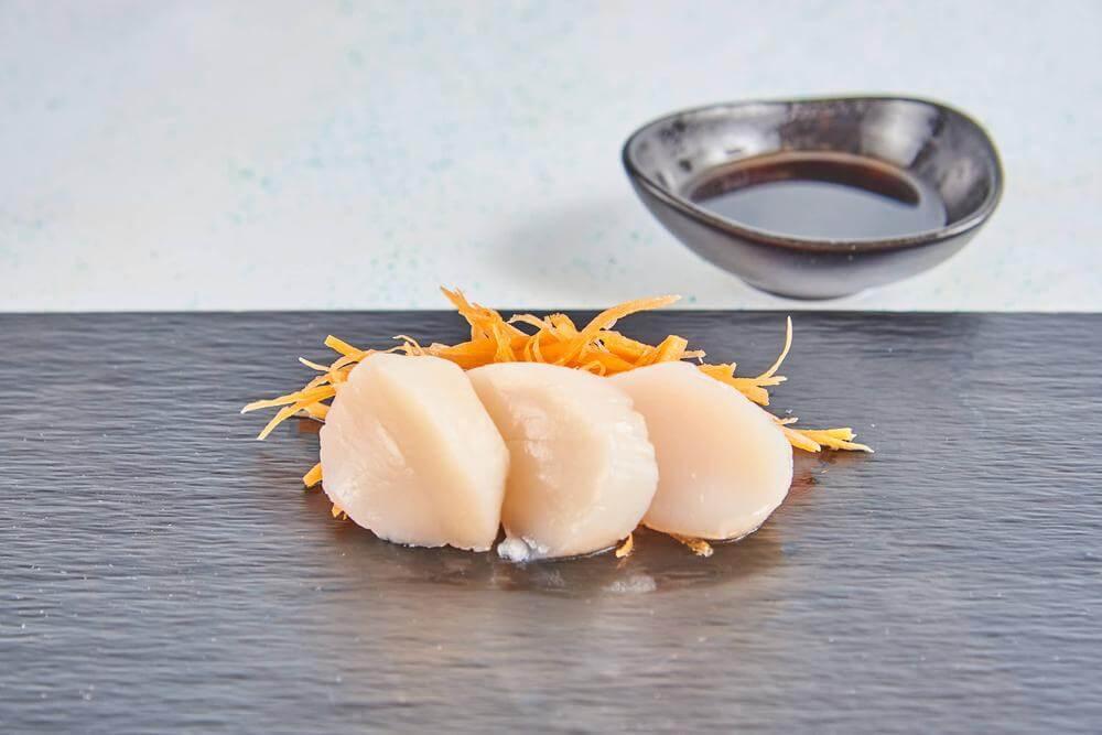 product-image-100: SASHIMI KAMSKJELL